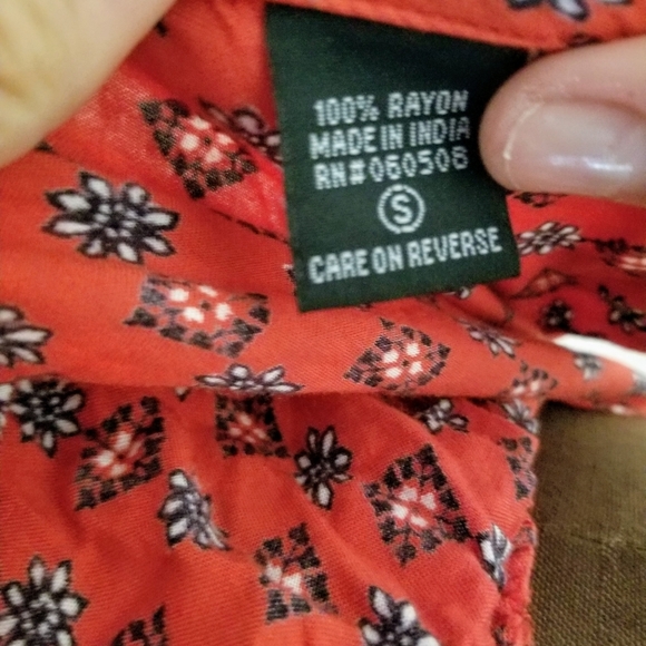 Red pattern Romper - Picture 5 of 5